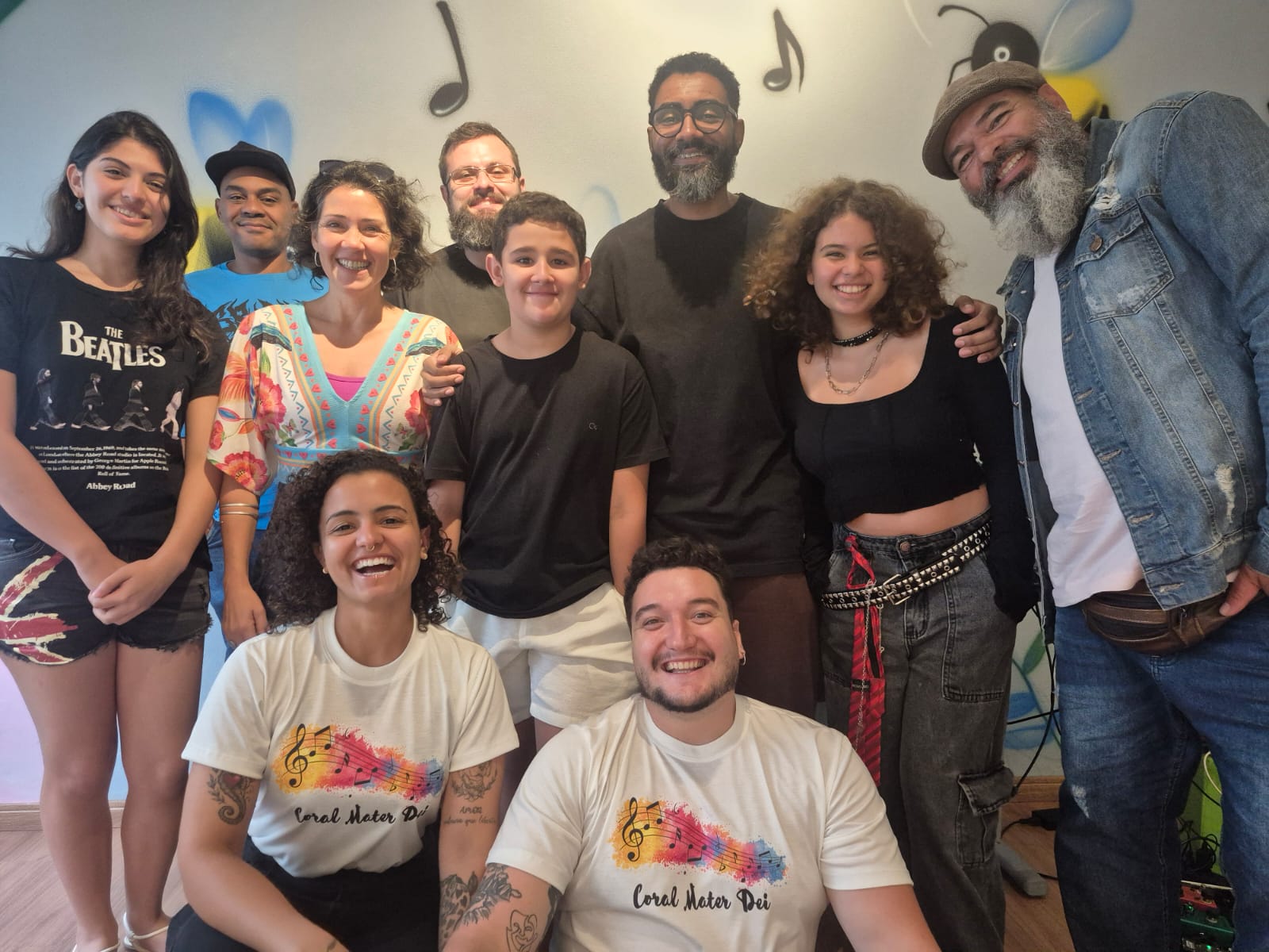 Apresentação de alunos da Bee Music